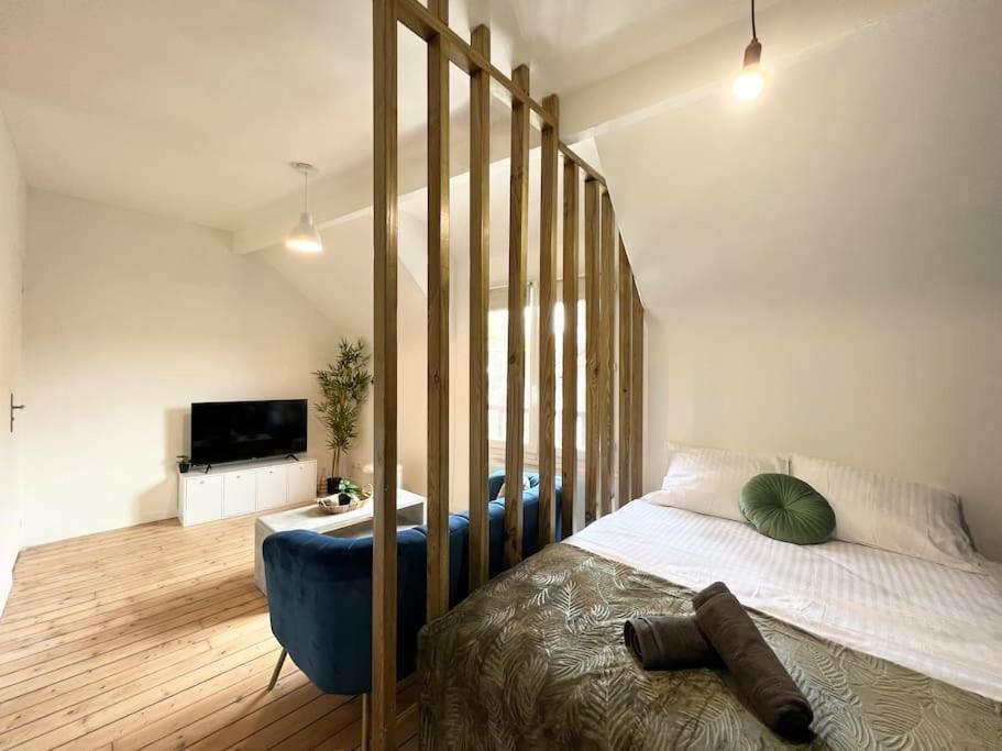 *Le Cocon De Montigny* Apartment Bagian luar foto